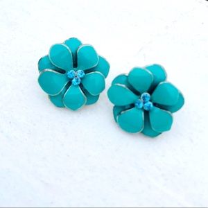 Turquoise flower earrings